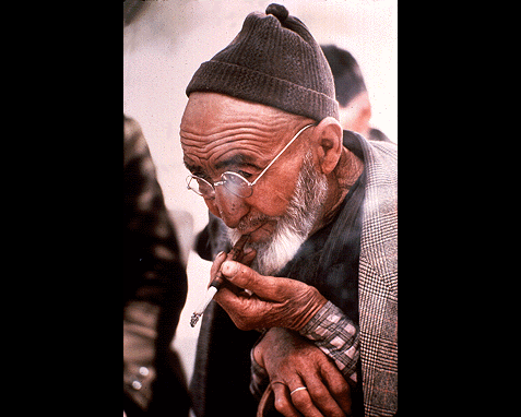 Old man with beard and glasses (Turkey)